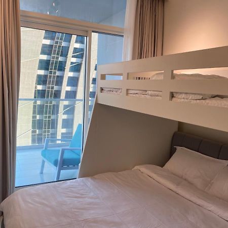 New Luxury Modern Canal View. Daire Dubai Dış mekan fotoğraf