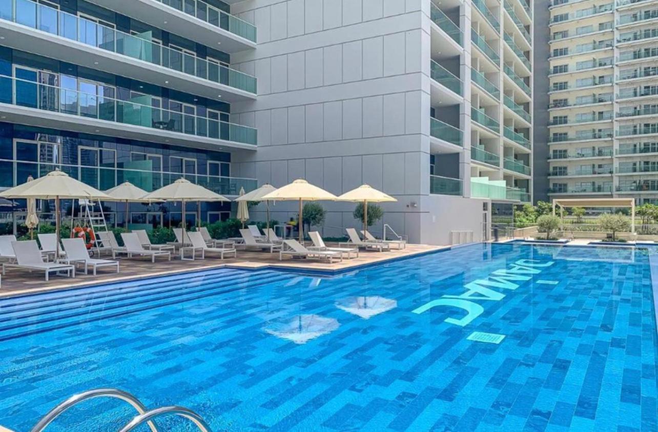 New Luxury Modern Canal View. Daire Dubai Dış mekan fotoğraf